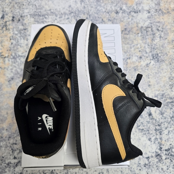 Nike Air Force 1s Black & Gold Custom (NIKE BY YOU) Size 7.5M - Picture 5 of 6